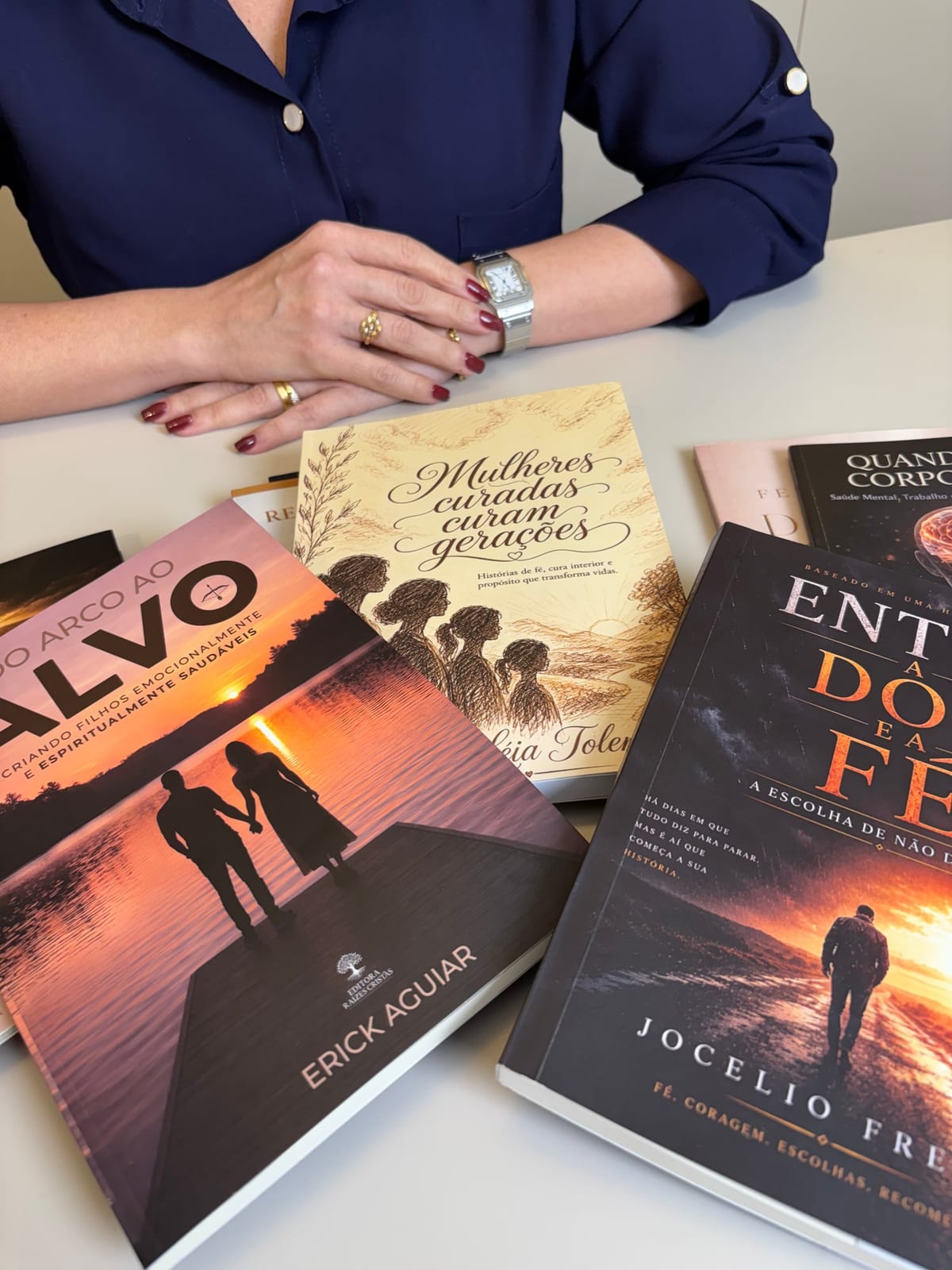 Livros Do Arco ao Alvo, Mulheres Curadas Curam Gerações e Entre a Dor e a Fé